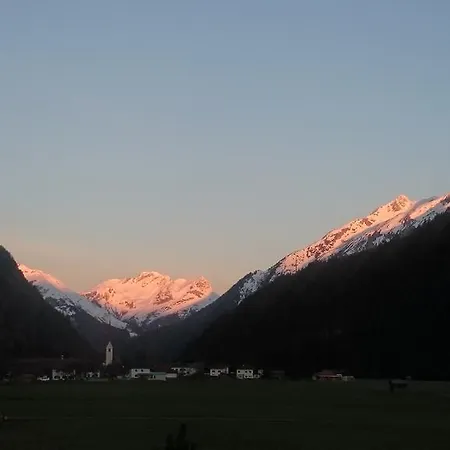 Lechtaler Alpen * Bach (Tyrol)