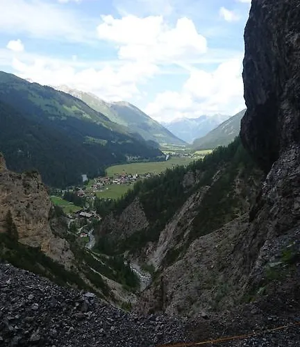 Lechtaler Alpen Bach (Tyrol)